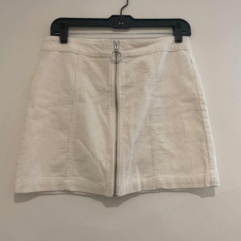 Cream Corduroy Mini Skirt front zipper Forever 21 Medium
